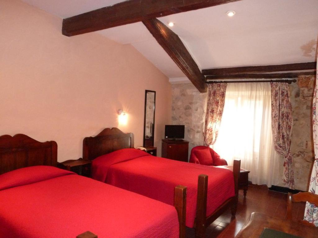 Hotel D'arlatan 3*